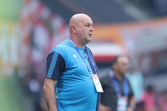 Ungkap Rahasia! Strategi Bojan Hodak yang Bikin Persib Menang di Laga Perdana Super League 2025-2026