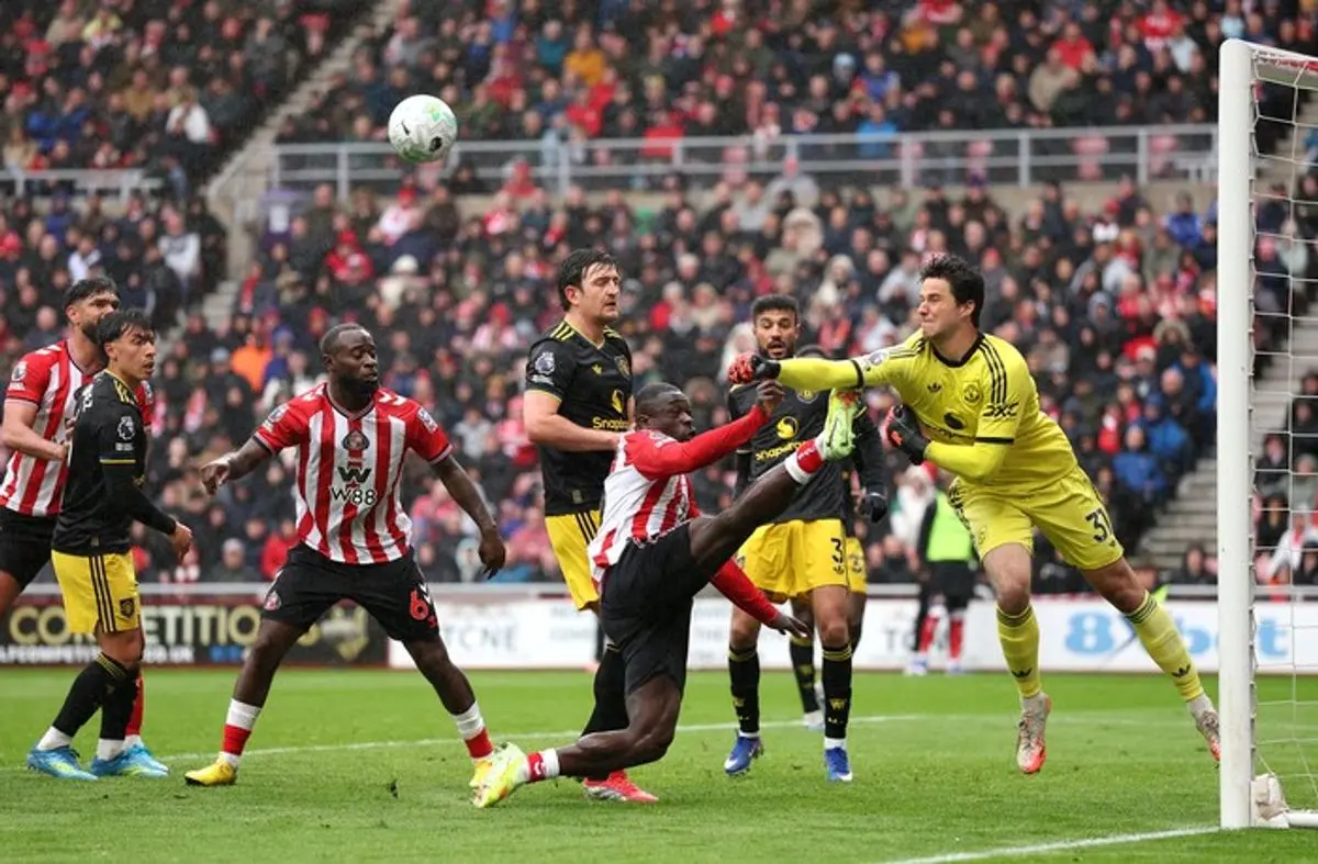 Manchester United Ditahan Sunderland 0-0, Aksi Brobbey Jadi Sorotan
