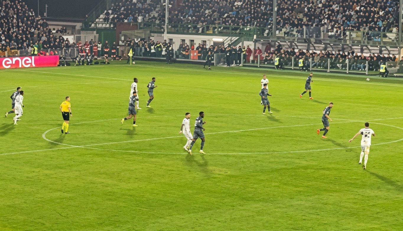 Inter Milan Menang 2-0 atas Venezia, Pertahanan Tuan Rumah Runtuh di Menit Akhir
